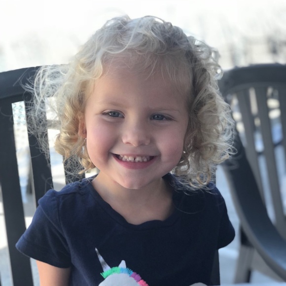 Meet your Posher, Brandie - Picture 3 of 7